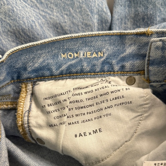 American Eagle Outfitters Sky Blue High Rise Jeans - Picture 9 of 9